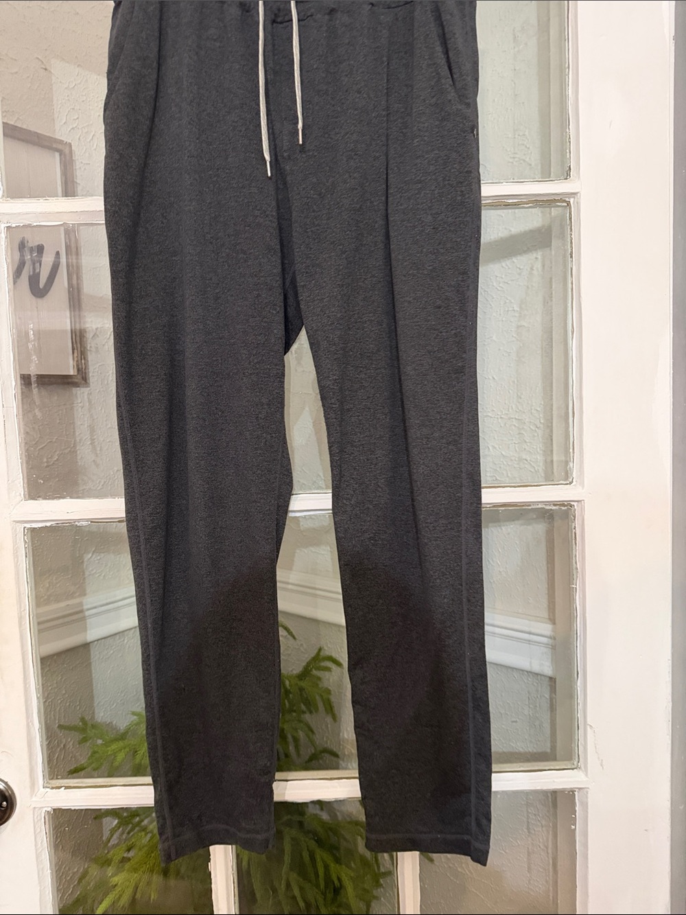 Vuori Men's Charcoal Drawstring Pants - Casual Comfort